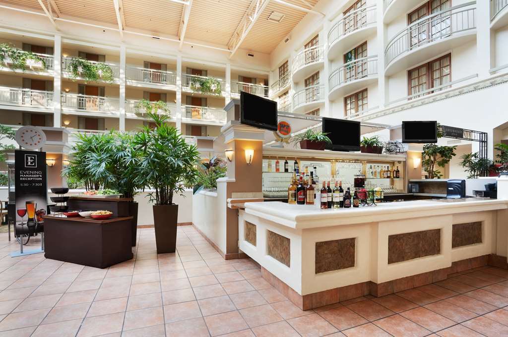 Embassy Suites San Luis Obispo Restaurante foto